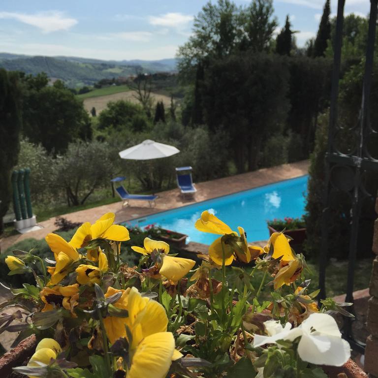 Villa Il Broglino Todi Zimmer foto