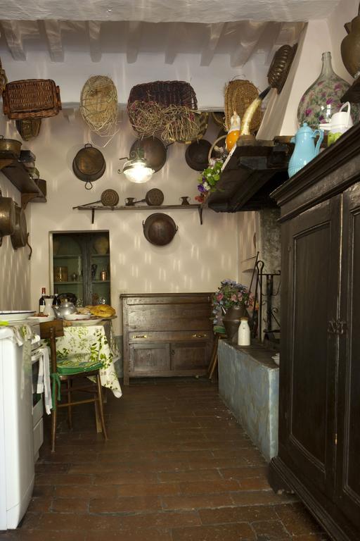 Villa Il Broglino Todi Zimmer foto