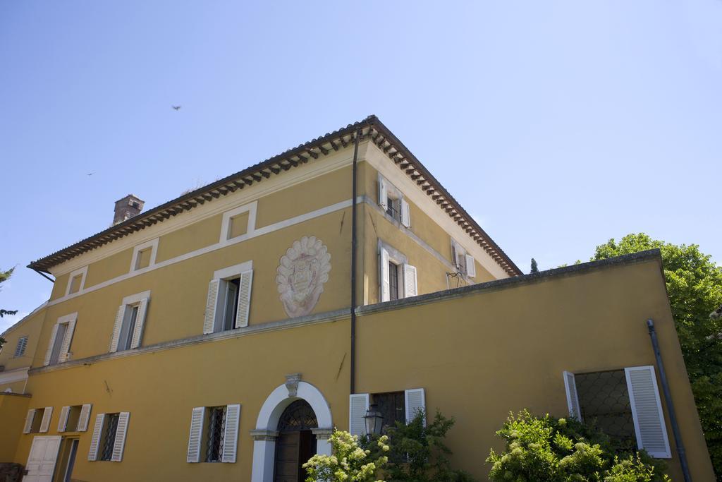 Villa Il Broglino Todi Zimmer foto