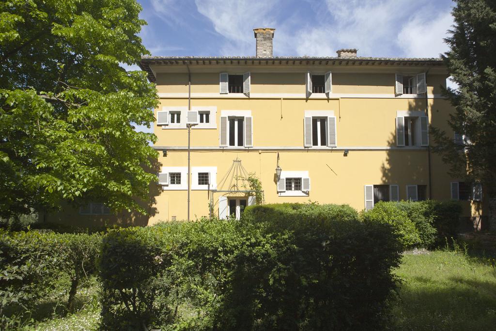 Villa Il Broglino Todi Zimmer foto