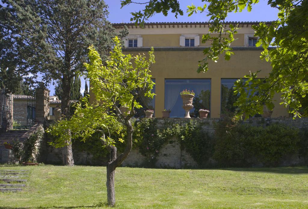 Villa Il Broglino Todi Zimmer foto